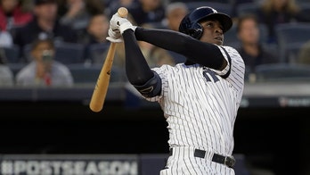 Gregorius grand slam helps Yankees tag Twins in ALDS Game 2