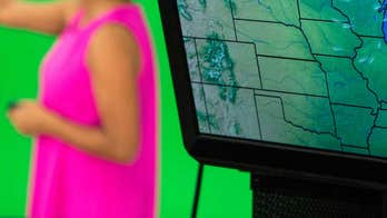 Meteorologist slams fat-shaming critic: 'I like pasta, bread and cheese too much to obsess over my weight'