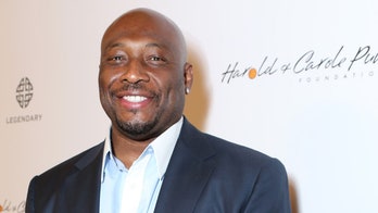 Basketball Hall of Famer Mitch Richmond's son, 20, dies suddenly