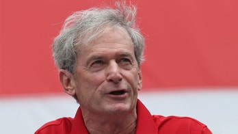 Chicago Blackhawks announcer Pat Foley apologizes for making racially insensitive remark about player: report