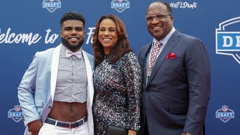 Ezekiel Elliott's dad faces nearly two dozen charges after officials say his African cat got loose