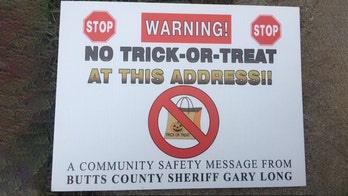 Georgia sheriff's 'No Trick-or-Treat' signs trigger lawsuit from sex offenders