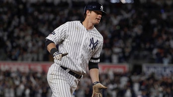 LeMahieu, Yankees torment Twins again, 10-4 in ALDS opener