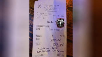 Bartender surprised with tip nearly 10 times larger than the bill