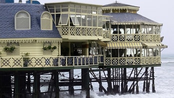 Peruvian restaurant fined for serving women different menu than men