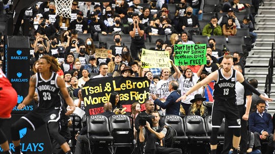 Brooklyn Nets fans target LeBron James, support Hong Kong in Barclays Center protest