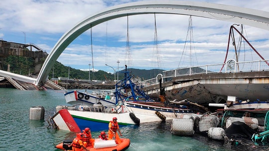 Taiwan arch bridge collapse leaves at least 4 dead; 2 remain missing