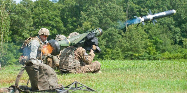 US OKs Javelin antitank missile sale to Ukraine, officials say | Fox News