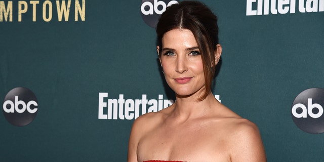 Cobie Smulders was able to vote this year after becoming a U.S. citizen. She was born in Canada.