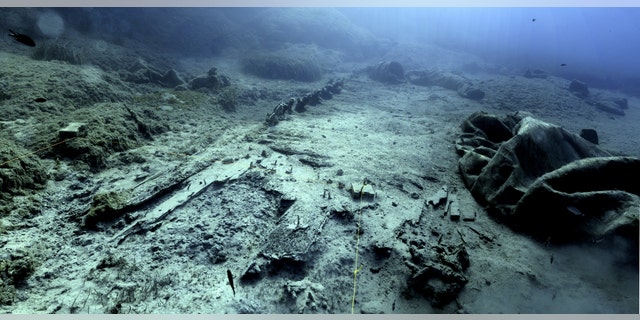 A view of the wreck site from the west. (photo by A. Tourtas)