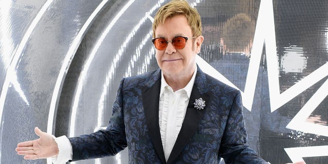 Elton John laid into security guards at his recent concert for trying to kick a woman out.