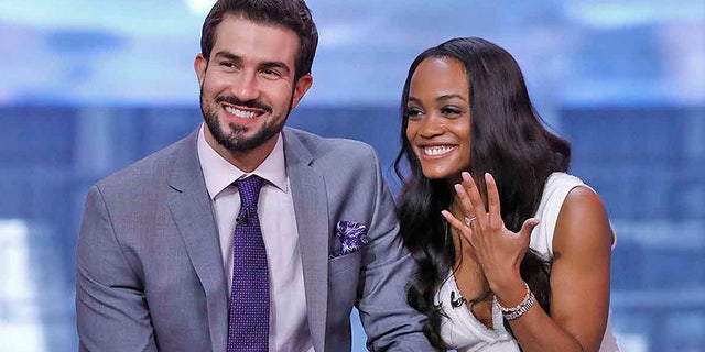 Rachel Lindsay got engaged to Bryan Abasolo on the finale of "독신녀."