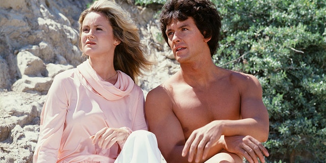 Belinda Montgomery as Dr. Elizabeth Merrill, Patrick Duffy as Mark Harris in