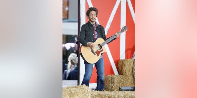 Hoda Kotb as Blake Shelton attends Today's Halloween Extravaganza 2017. (Photo by John Lamparski/WireImage)