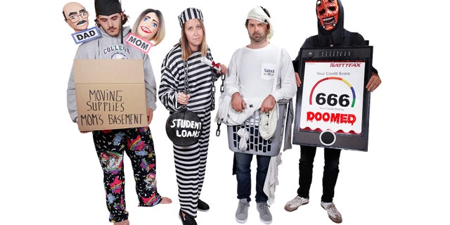 Low-cal beer brand Natural Light wants you to dress up like real-life