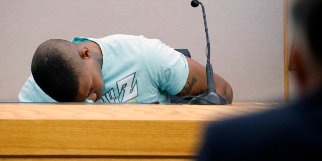 Joshua Brown testifies in the murder trial of Amber Guyger on Sept. 24. (Tom Fox/The Dallas Morning News via AP, Pool)