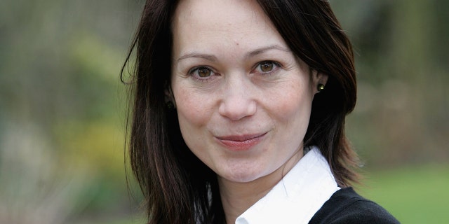 Leah Bracknell poses at the photocall and launch for the new theatrical production of 'Strangers On A Train' at the Churchill Theatre, Bromley on April 3, 2006 in Kent, England.