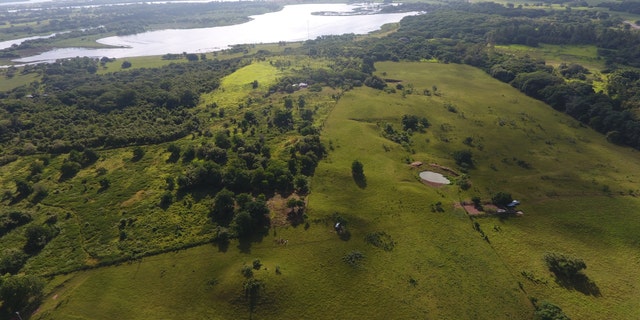View of the La Carmelita site from the west. (Takeshi Inomata)
