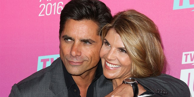 John Stamos shared phoots of Lori Loughlin to mark the end of 'Fuller House.'