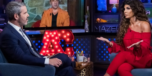 Teresa And Joe Giudice S Interview From Cheating Allegations Selfies With Ice Agents And Joe S Weight Loss Fox News Teresa And Joe Giudice S Interview From Cheating Allegations Selfies With Ice Agents And Joe S Weight Loss Fox News