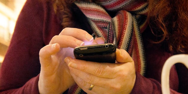 How Can You Tell If Someone is Reading Your Text Messages? 