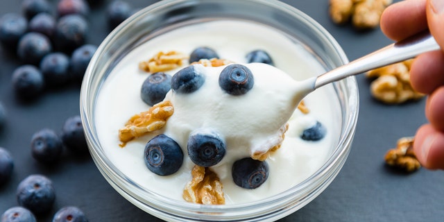Could yogurt and fiber reduce your risk of lung cancer? Yes, says a new study.