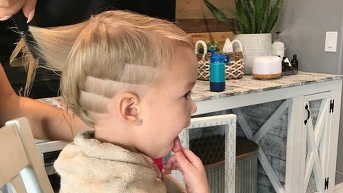 Toddler Cuts Off Baby Sister S Hair Surprised Mom Says Rad