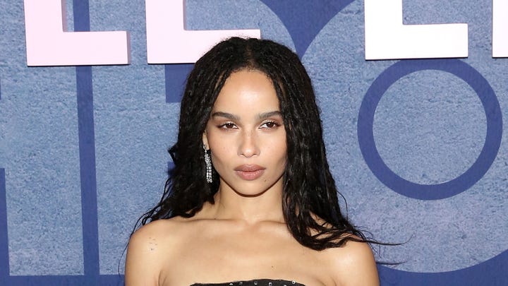 Zoe Kravitz recreates mom’s iconic Rolling Stone cover