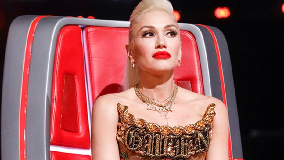Gwen Stefani Shows Off New Bob Hairstyle With Bangs My Style News 
