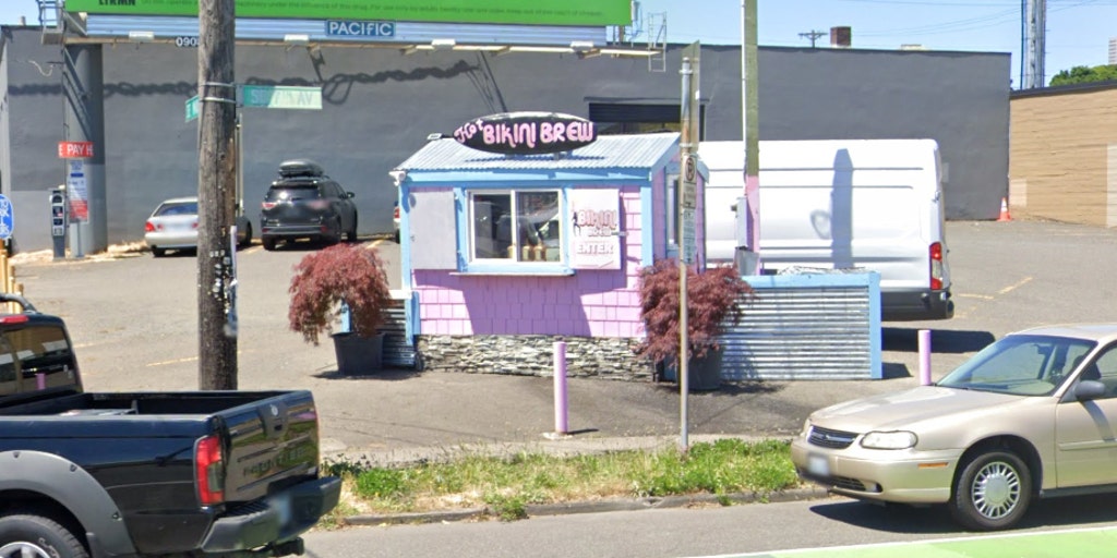 Kleverig Meter pit Bikini-barista coffee shop in Portland disappears after owners fight with  cyclists | Fox News