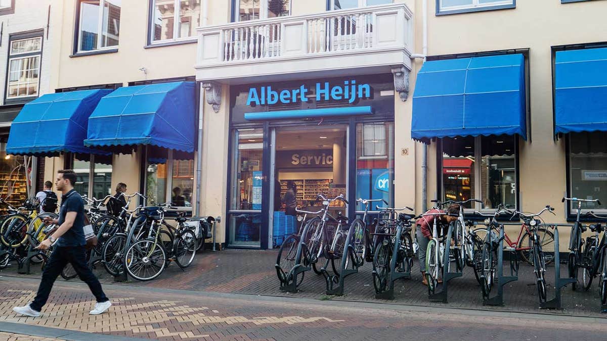 A location of Albert Heijn, the largest supermarket chain in The Netherlands, had asked employees to take part in a pilot program to help determine their uniform sizes.