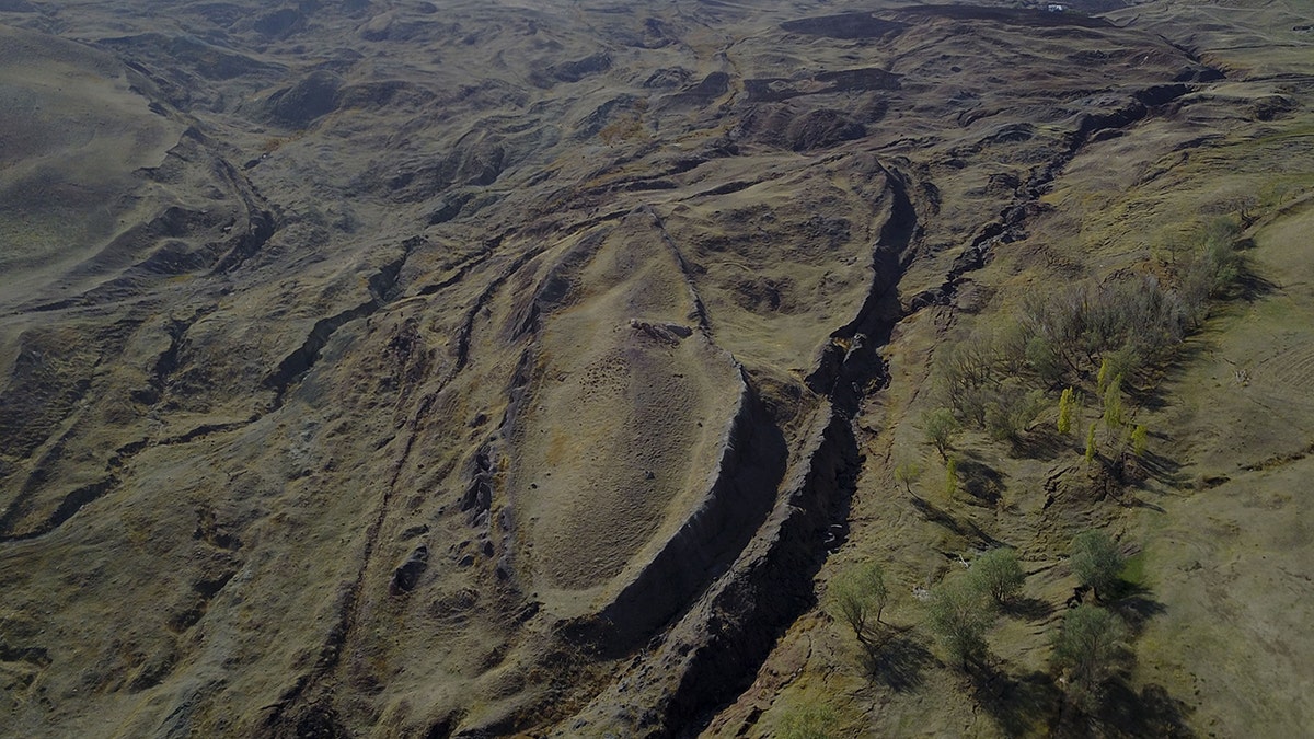 Remains Noah S Ark Found Inside 195496 Remains Noah S Ark Found   Ararat GettyImages 866144886 