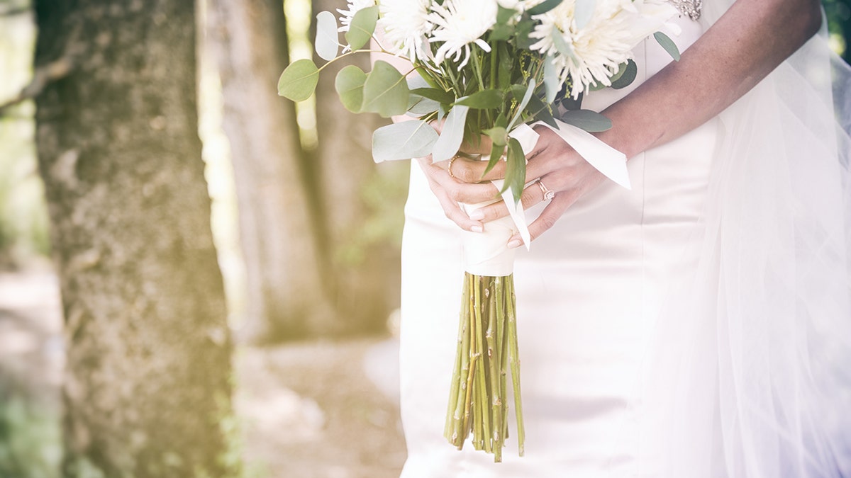 A bride-to-be is taking wedding planning to a new level by asking complete strangers to plan her nuptials from beginning to end. (Photo: iStock)