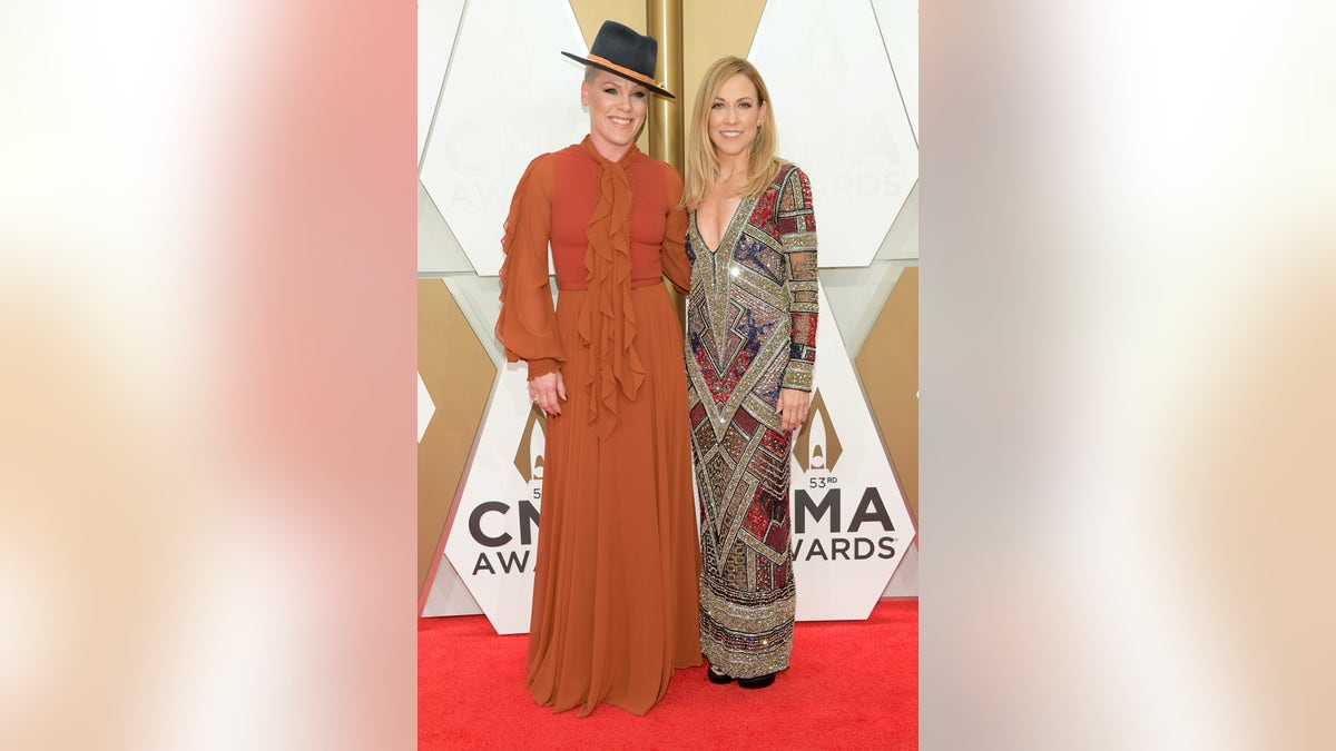 P!nk and Sheryl Crow attend the 53rd annual CMA Awards at the Music City Center on November 13, 2019 in Nashville, Tennessee. (Photo by Jason Kempin/Getty Images)