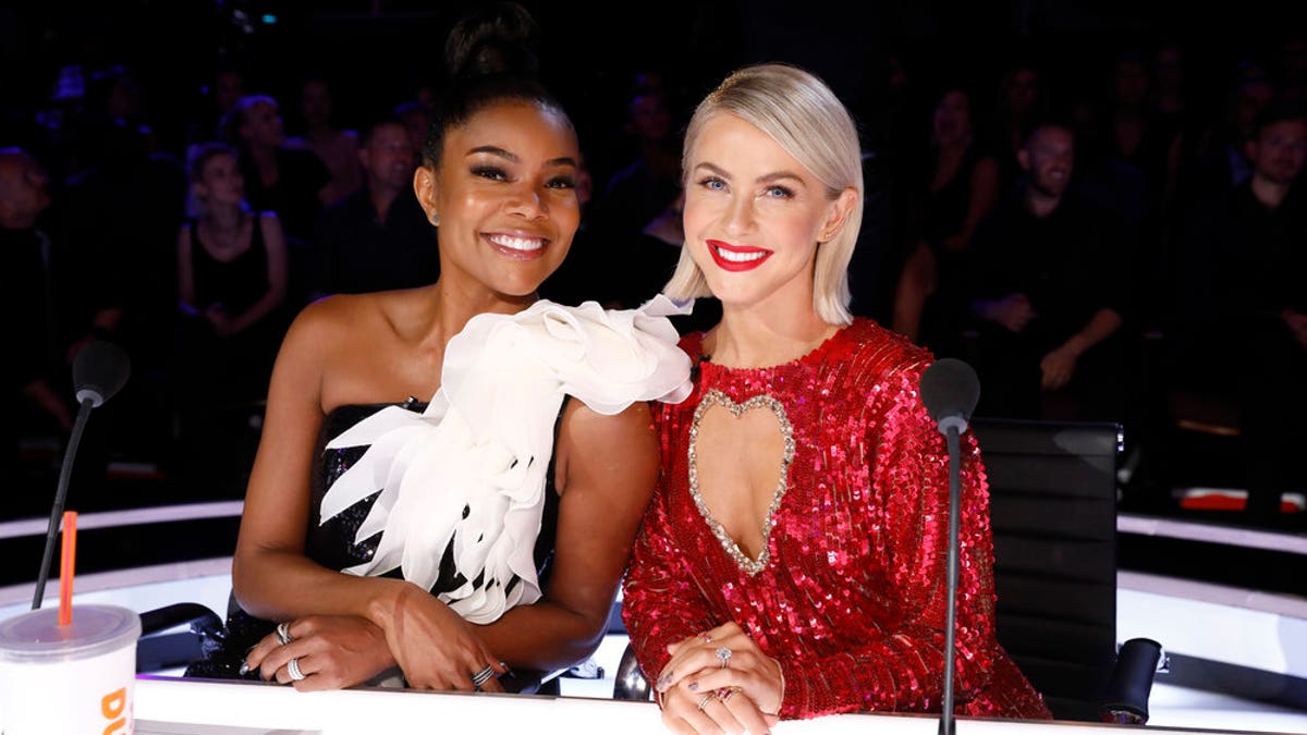 AMERICA'S GOT TALENT -- Pictured: (l-r) Gabrielle Union, Julianne Hough