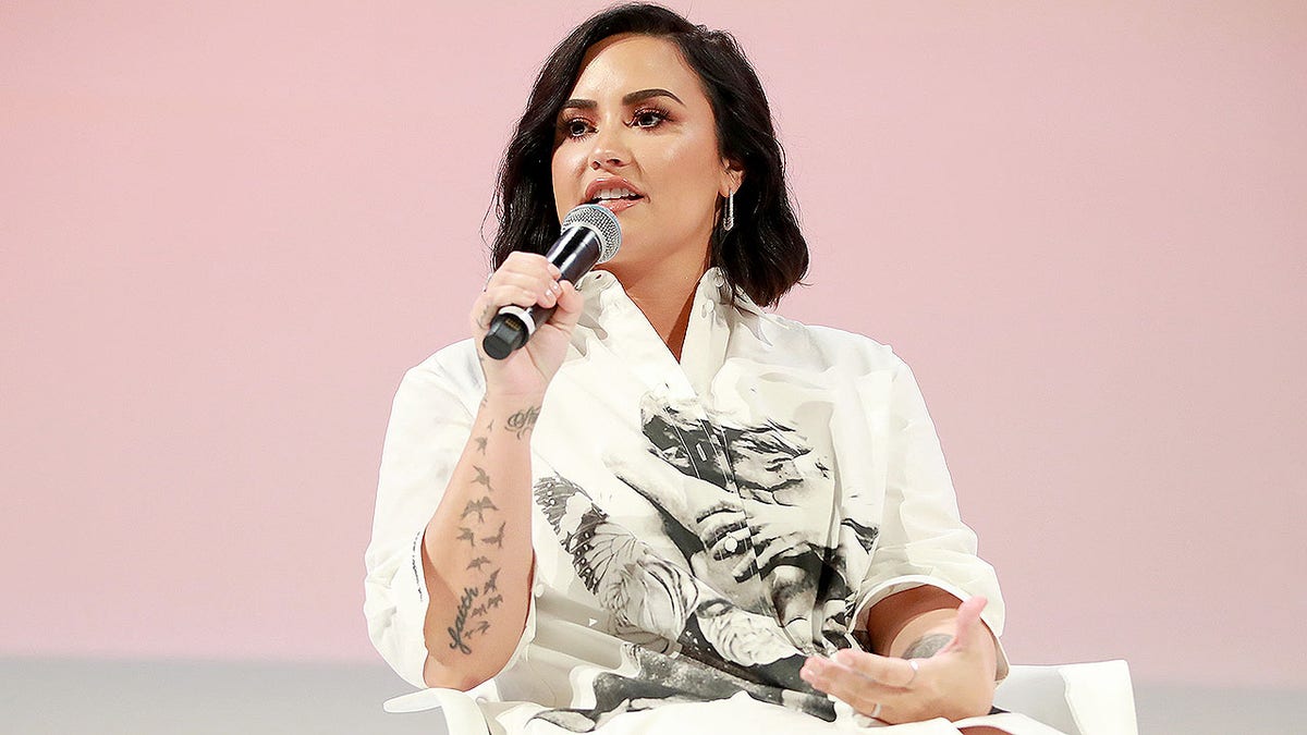 LOS ANGELES, CALIFORNIA - NOVEMBER 02: Demi Lovato speaks on stage at the Teen Vogue Summit 2019 at Goya Studios on November 02, 2019 in Los Angeles, California. (Photo by Rich Fury/Getty Images for Teen Vogue)