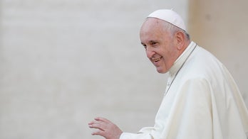 Pope compares politicians who persecute gays, Jews to Hitler