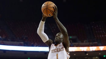 Texas Longhorns' Andrew Jones expected to see 'significant minutes' in return from cancer treatment