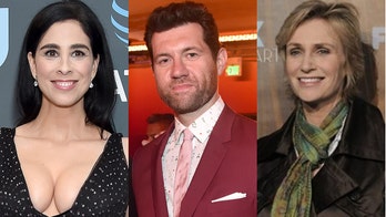 Celebs react to Democratic primary debate: 'Ask Joe who did his new chompers'