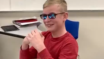Colorblind student gets to see color for the first time in touching video