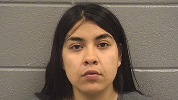 Chicago woman accused of helping mother kill pregnant teen and cutting the baby out gives birth