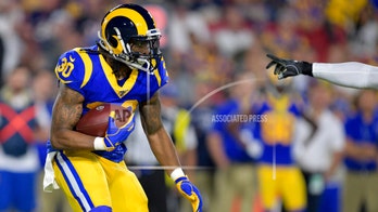Rams top Bears 17-7 behind RBs Gurley, Brown