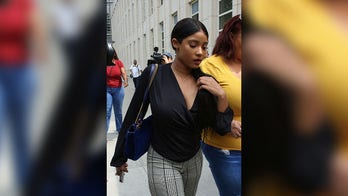 R. Kelly's girlfriend Jocelyn Savage speaks out, calls herself 'a victim'