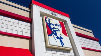 KFC proposal goes viral as social media offers to pay for couple's wedding