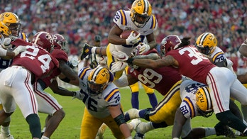 LSU holds off Alabama in much-anticipated shootout