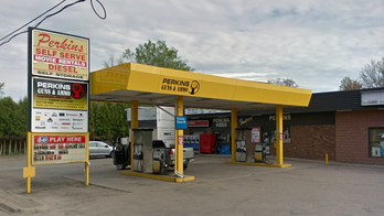 Canada gun store owner changes 'Black Friday' to 'White Friday,' blames Christmas, Trudeau blackface scandal