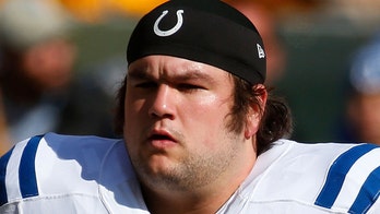 Colts' Quenton Nelson appears to confront Buccaneers' Brady Pinion over warm-up punts