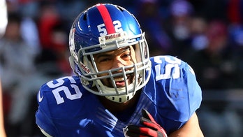 Ex-NFL linebacker has Super Bowl ring stolen, shares video of thieves in house