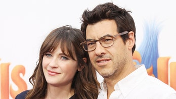 Zooey Deschanel, Jacob Pechenik finalize divorce: report