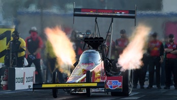 Brittany Force sets NHRA speed record of 338.17 mph on way to Las Vegas win